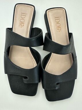 iDoré Alora Black Slide Flats | Double Strap Square Toe | Size 5B